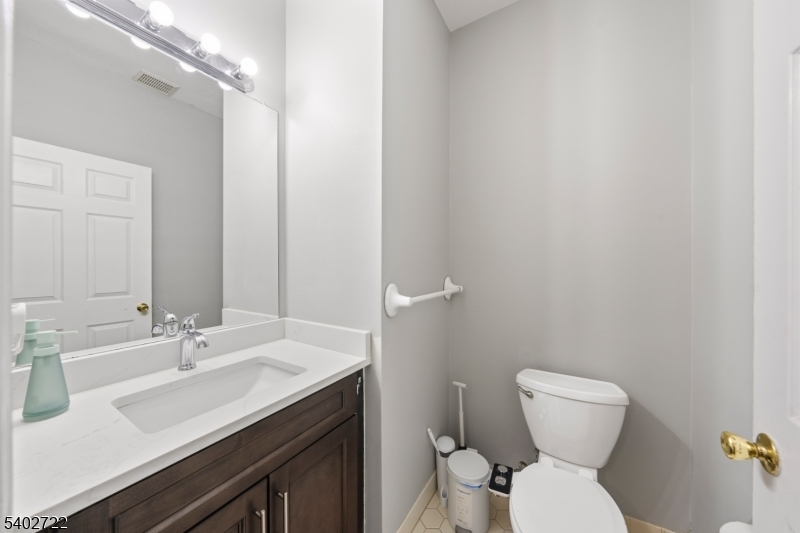 COUNTRYSIDE - Residential