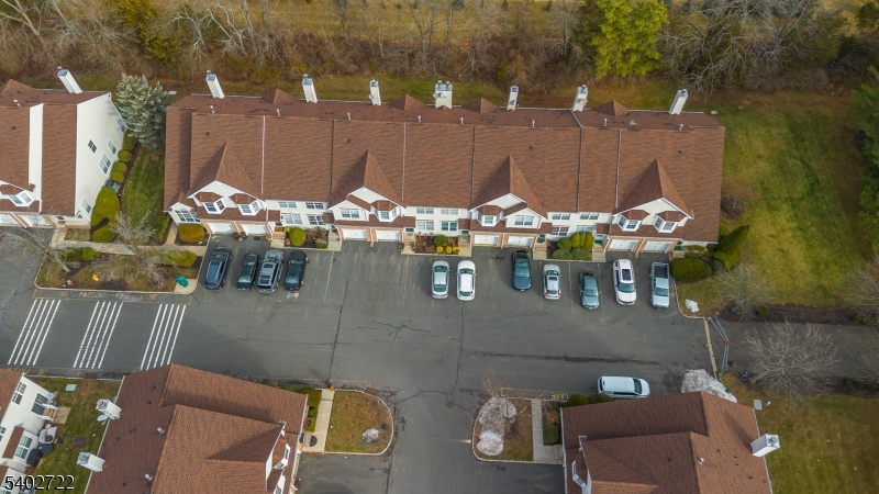 COUNTRYSIDE - Residential