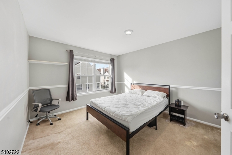 COUNTRYSIDE - Residential