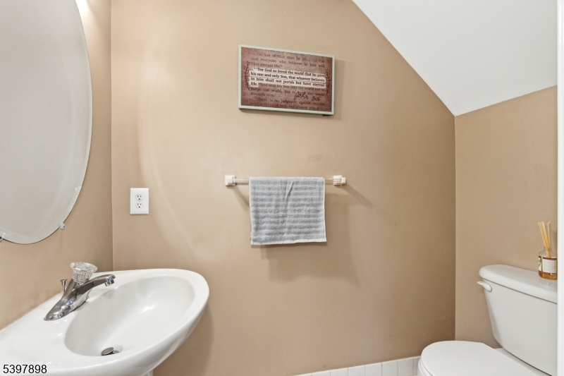 Warren Heights - Residential