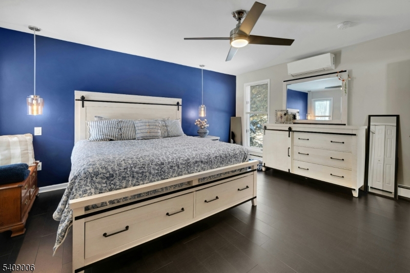 Oak Ridge - Residential