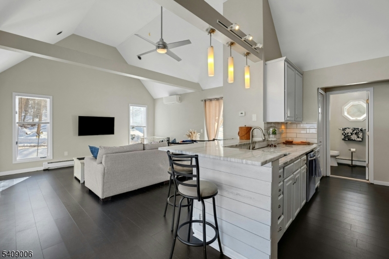 Oak Ridge - Residential