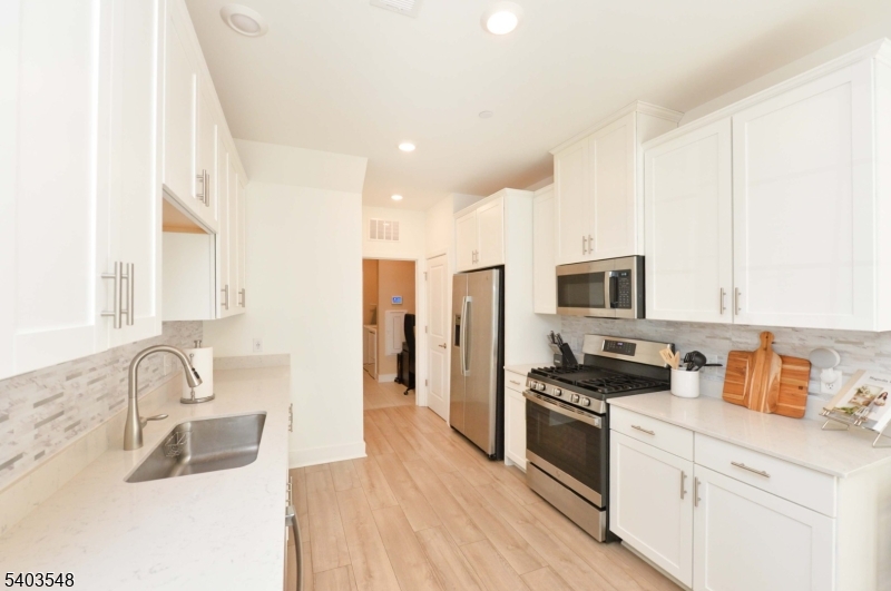 The Parke at Little Falls - Residential Lease