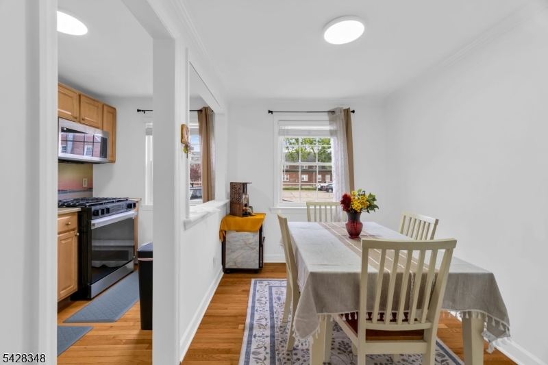 Rutherford Manor - Residential