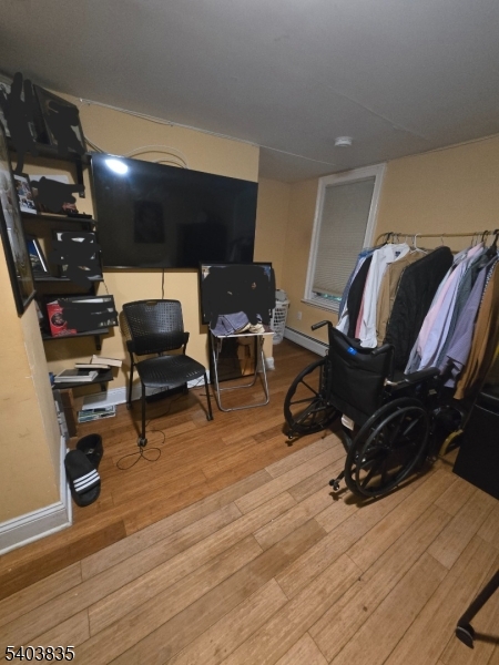 East- Central Part - Residential Income