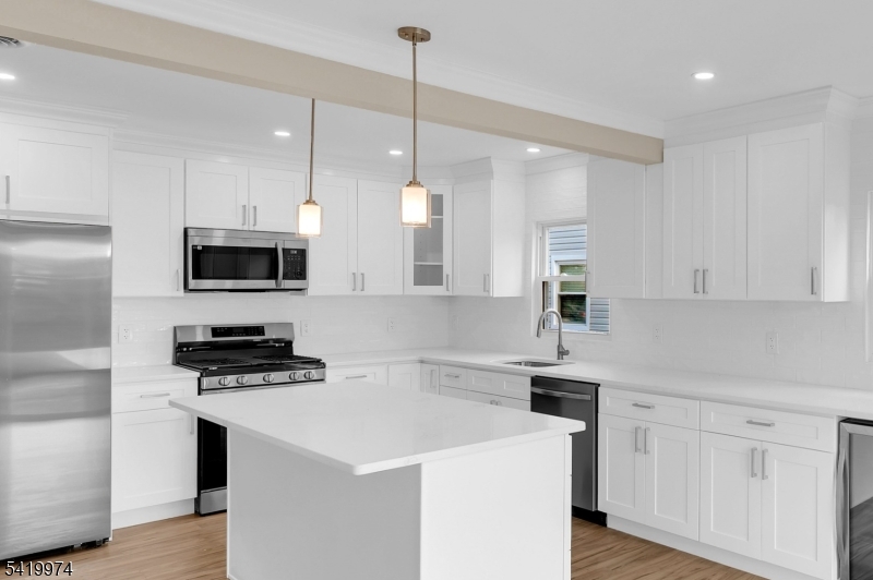 Silver Ridge Park West - Residential