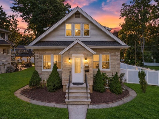 1176 JULIA ST, TEANECK, NJ 07666 - Image d4b05c207532fa0fad45b0e2ceb10e5b/867922159