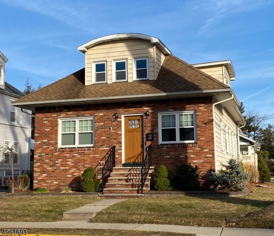 Recently renovated with open concept floor-plan, this spacious second floor apartment offers private side entry, 6 year young central air and modern kitchen with granite counter tops and stainless steel appliances. Very close to rail transportation to NYC! Very close to community pool and tennis courts. Near Boys & Girls Club and park! Close to center of town with movie theater, library, restaurants, banks, post office and stores - a great location! Most walls recently sheetrocked with insulation, recessed lighting, windows, flooring, etc. Bonus room is a combination office, laundry and mechanical room with storage area and cannot be used as a second bedroom. No smoking. Realtor Lease Applic., & National Tenant Network Scoring Report is required. Subject to financials & interview. Security dep., 1st month's rent & any Fees by Bank Check or Money Order only..