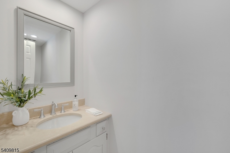 Murray Hill Square - Residential