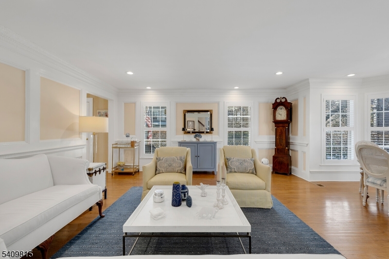 Murray Hill Square - Residential