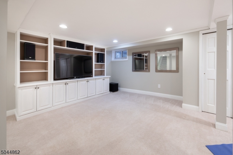 Old Short Hills - Residential