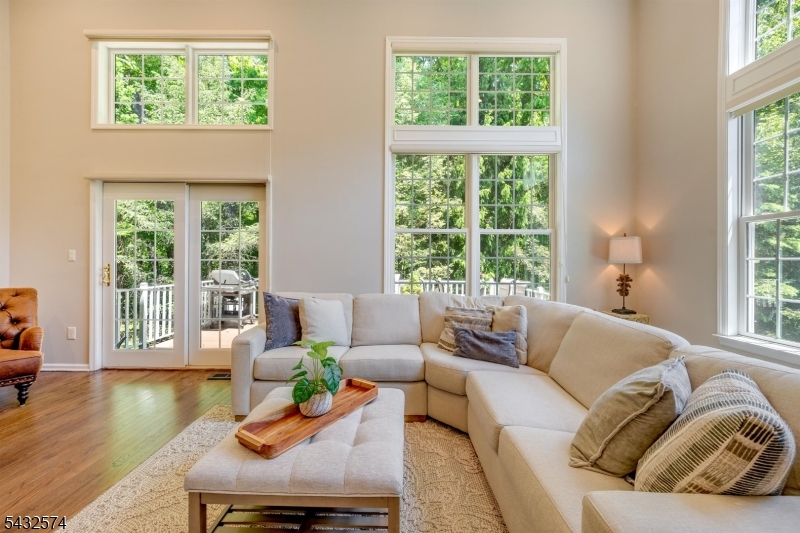 Four Seasons - Residential
