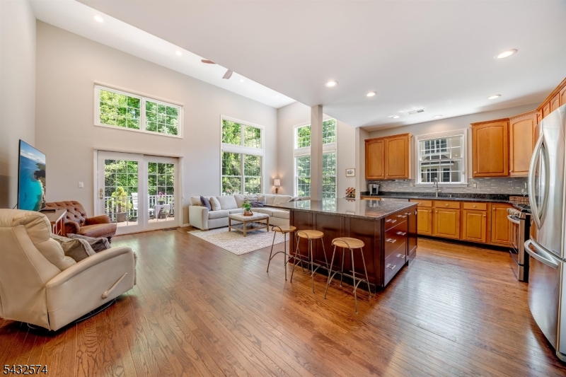 Four Seasons - Residential