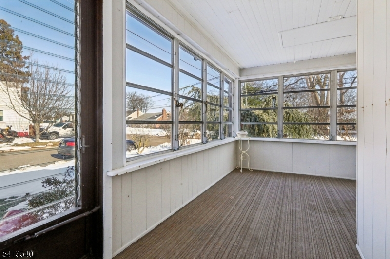 Sunny Side - Residential