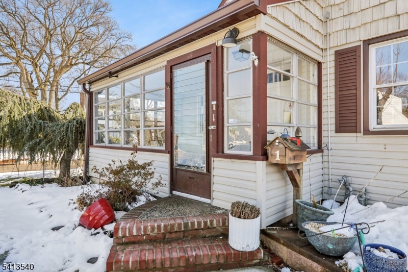 Sunny Side - Residential