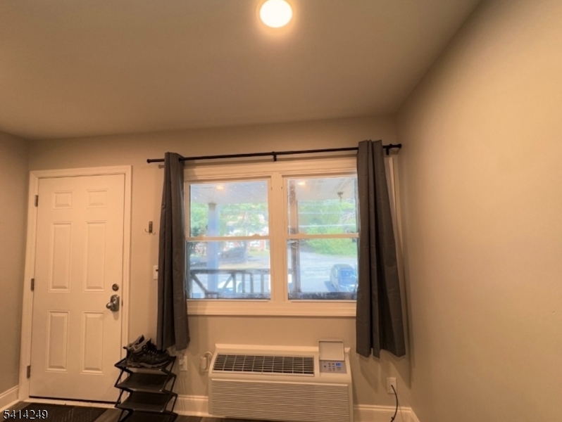 HIGH POINT COUNTRY CLUB - Residential