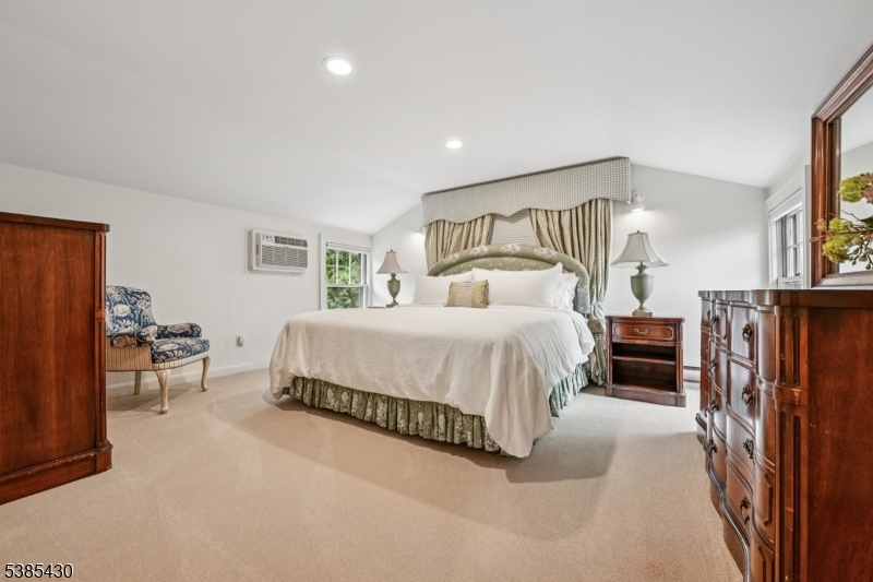 WOODFIELD ESTATES - Residential