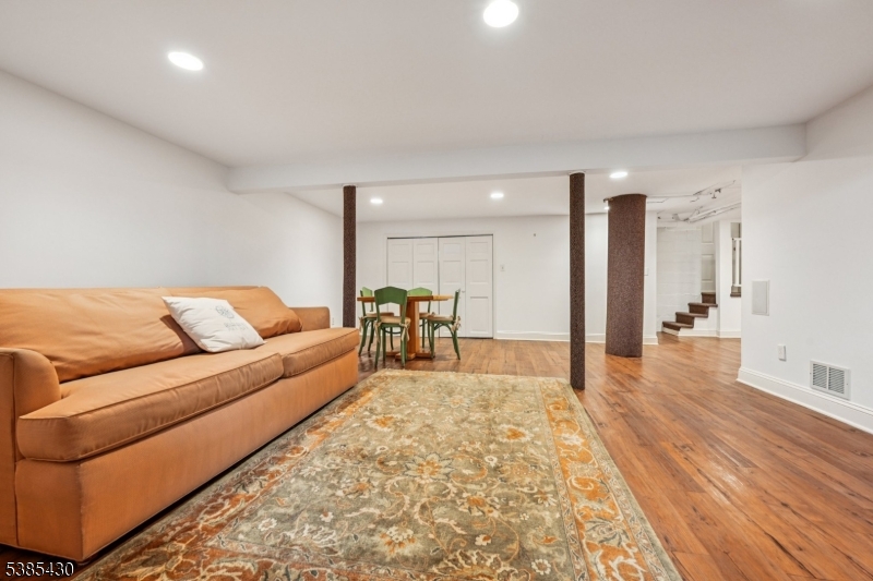 WOODFIELD ESTATES - Residential