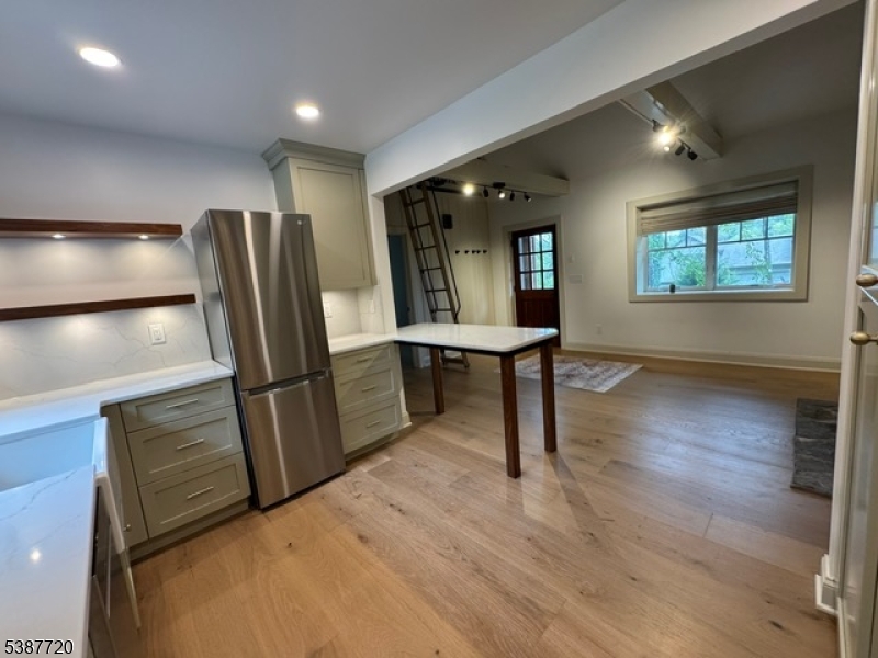 Culvers Lake - Residential Lease