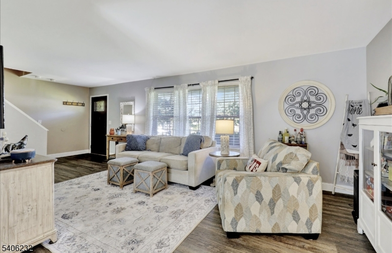 Country Oaks - Residential