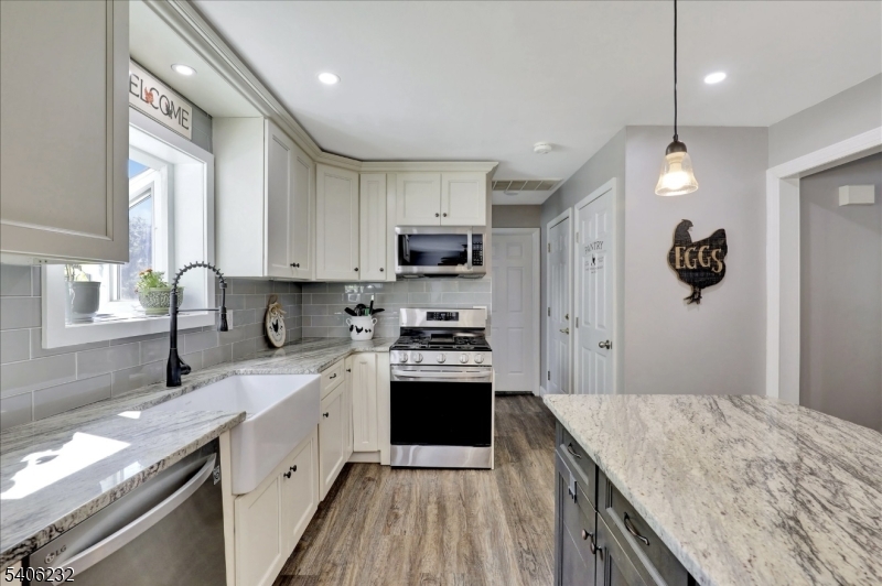 Country Oaks - Residential