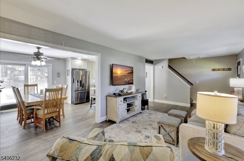 Country Oaks - Residential