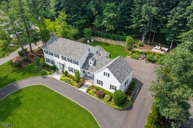 OLD SHORT HILLS - Residential