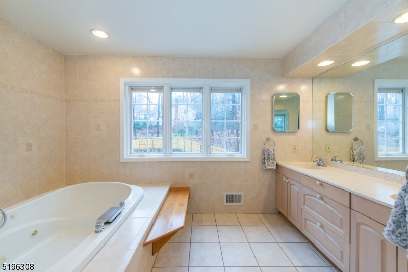 Shongum Lake - Residential