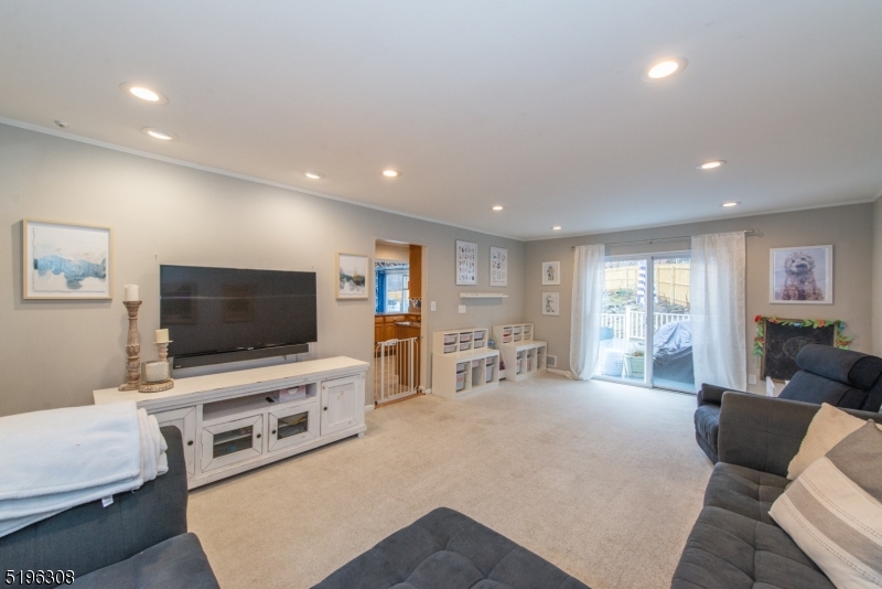 Shongum Lake - Residential