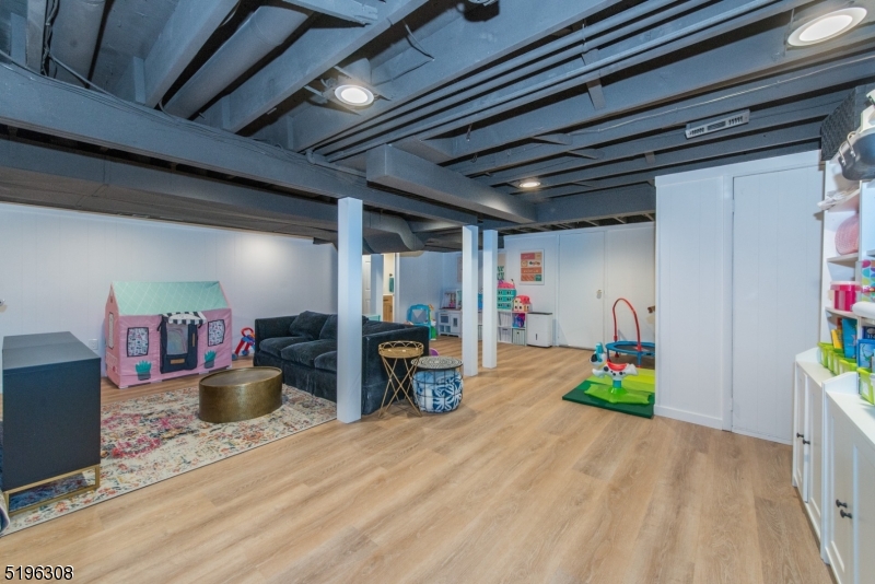 Shongum Lake - Residential