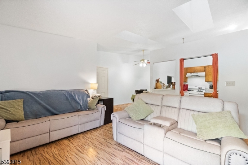 Society Hill at Somerset 3 - Residential