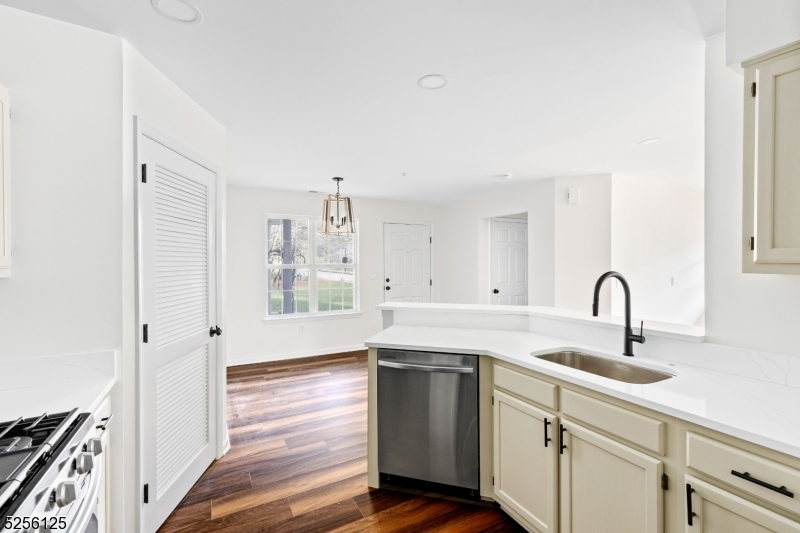 THE GLENS - Residential