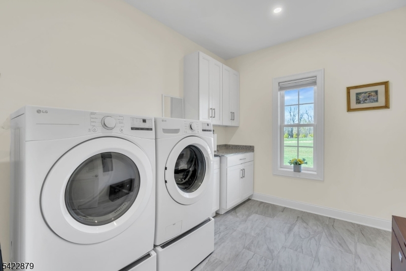 Airport Road Estates - Residential