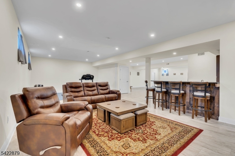 Airport Road Estates - Residential