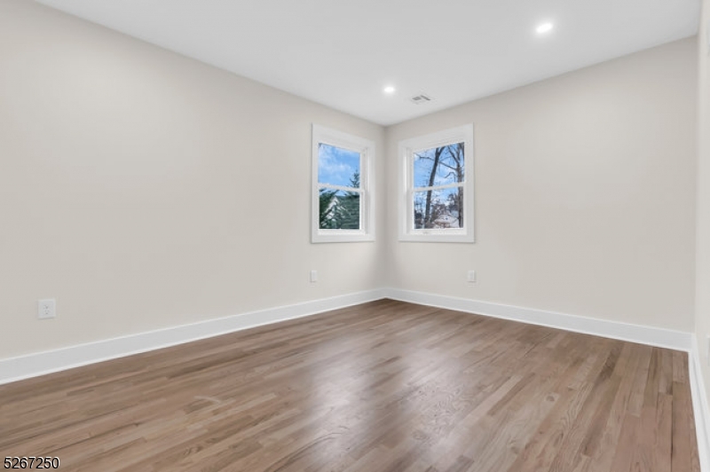 Home Not in Flood Zone - Residential