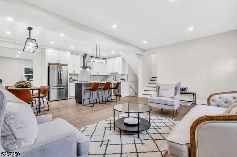 Home Not in Flood Zone - Residential