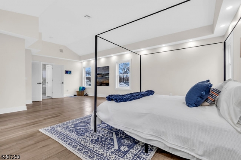 Home Not in Flood Zone - Residential