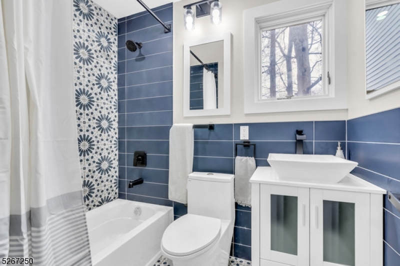 Home Not in Flood Zone - Residential