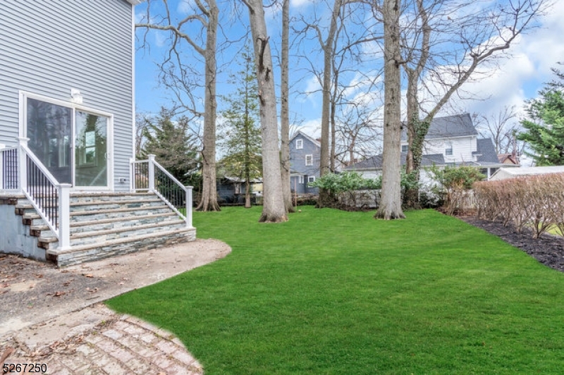 Home Not in Flood Zone - Residential