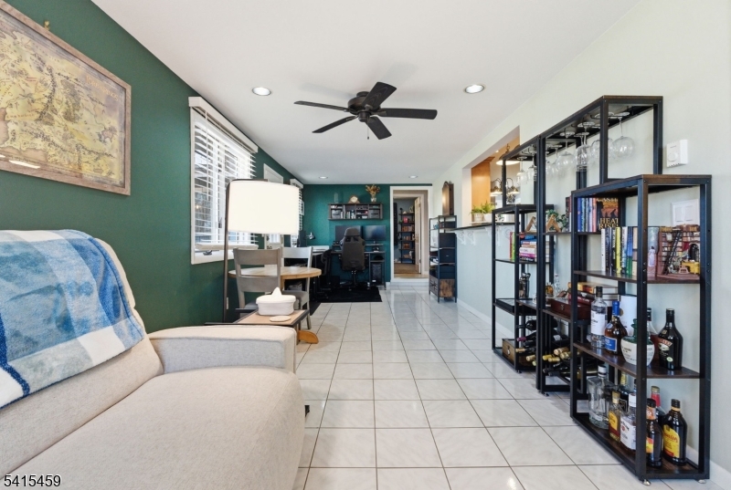 White Meadow Lake - Residential