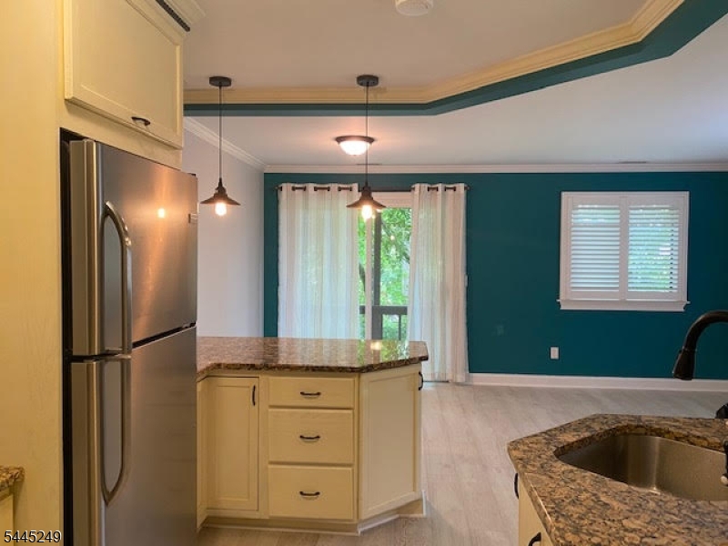 Photo 1 of 30 — 5 Sugar Loaf Ct 8, Vernon Twp., NJ 07462