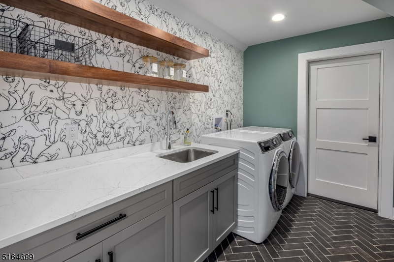 Mine Brook Farm - Residential