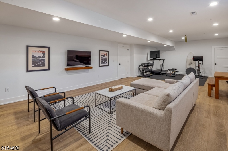 Mine Brook Farm - Residential