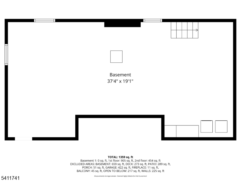 Main image without alt text