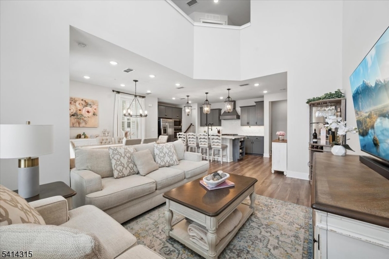 THE CROSSINGS AT DUNELLEN - Residential