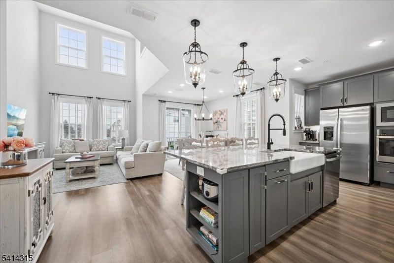 THE CROSSINGS AT DUNELLEN - Residential