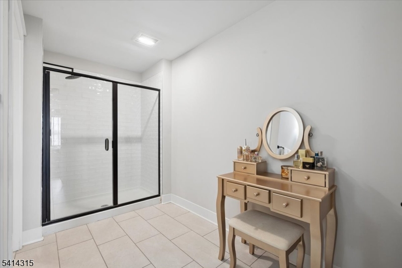 THE CROSSINGS AT DUNELLEN - Residential