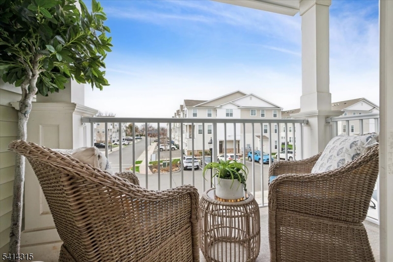 THE CROSSINGS AT DUNELLEN - Residential