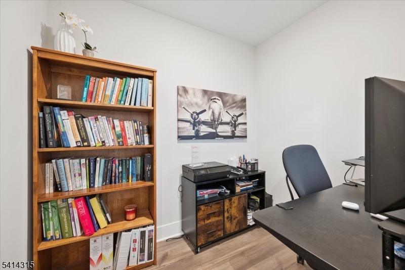 THE CROSSINGS AT DUNELLEN - Residential