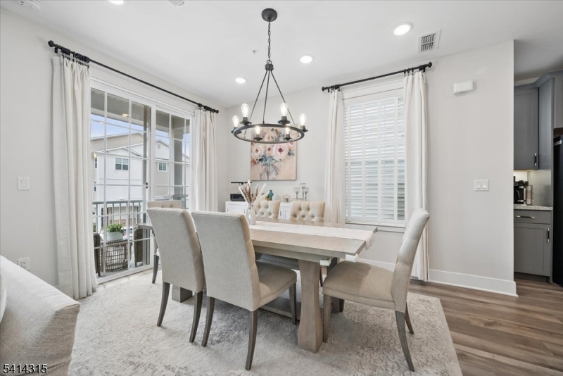 THE CROSSINGS AT DUNELLEN - Residential